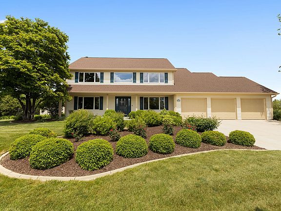 3rd image of 24130 Brancaster Dr