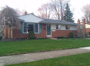 35660 Dover St, Livonia, MI 48150