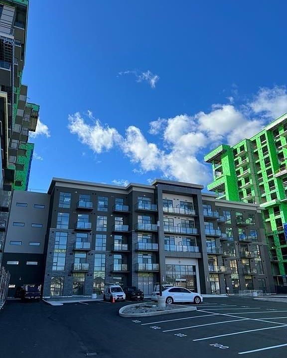 1st image of 450 Dundas St E #308