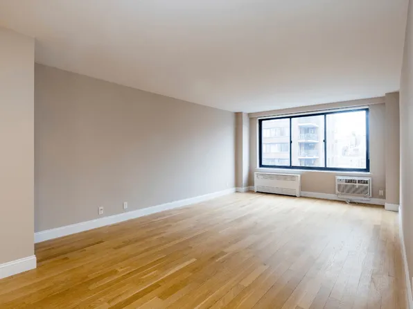 788 Columbus Avenue image 1 of 6