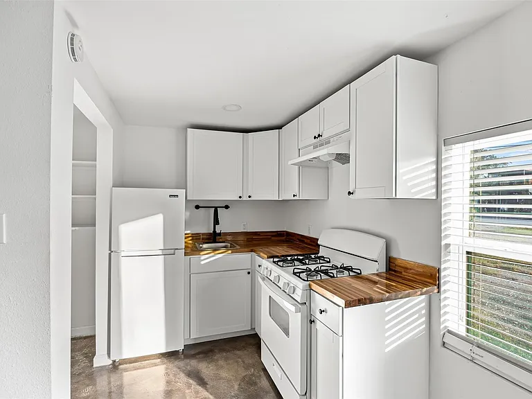7303 Market St — Photo 8