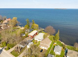 2525 Leonard St, Innisfil, ON L9S3T7