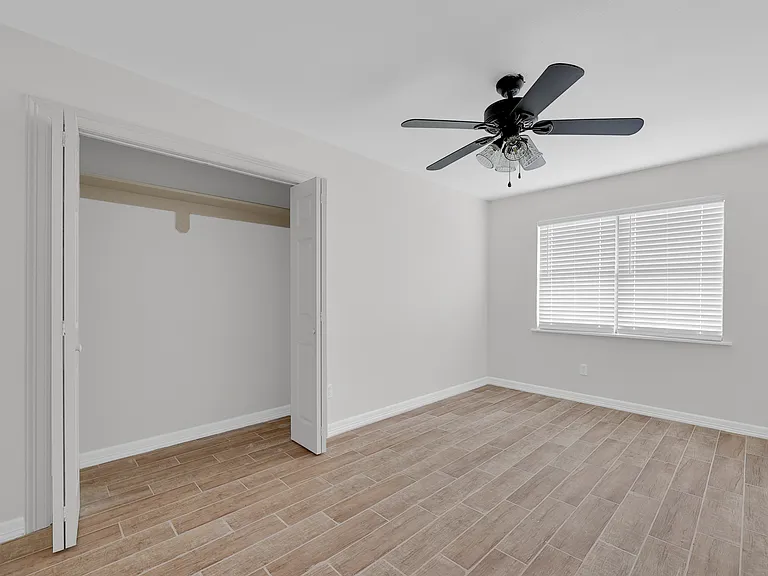 310 N 13th Ave #3 — Photo 12