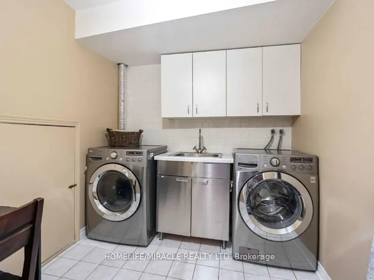 46 Chatsworth Ct #BASEMENT — Photo 12