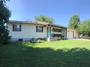 216 W Terry St, Goodman, MO 64843