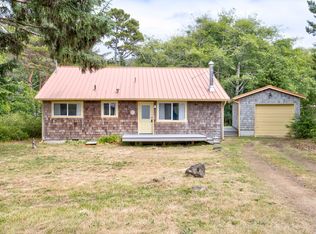 8845 Central Ct, Rockaway Beach, OR 97136
