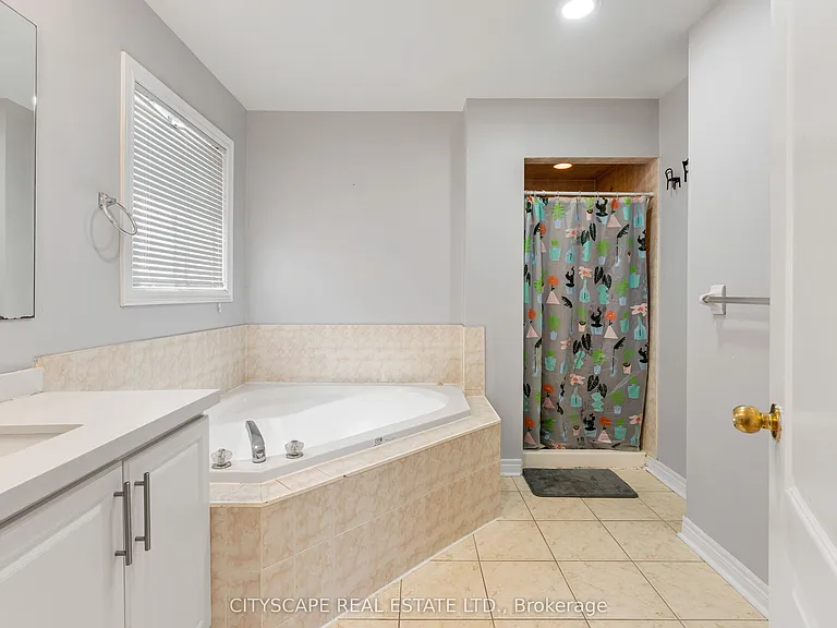 5623 Longboat Ave — Photo 39