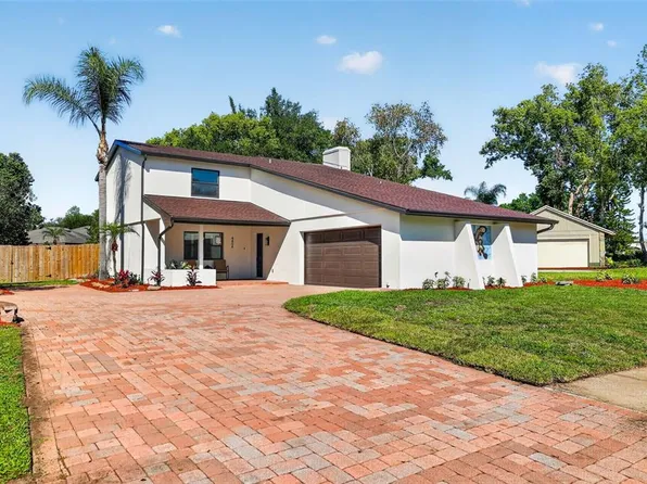 4404 Carrollwood Village Dr, Tampa, FL 33618