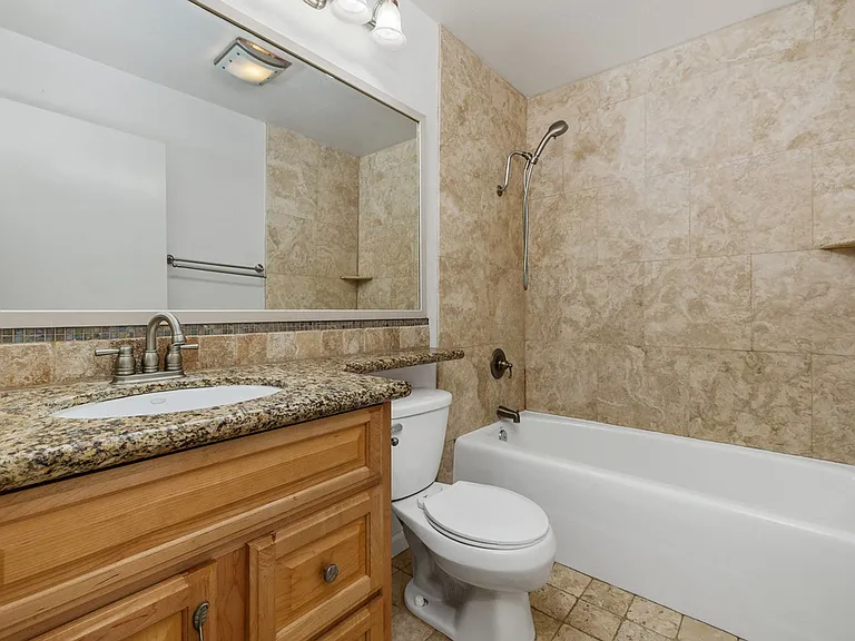 8308 Regents Rd — Photo 22