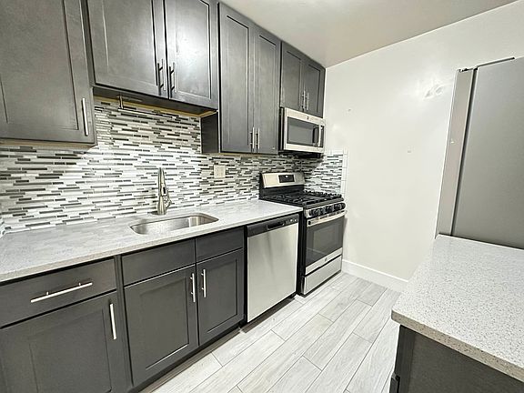 2nd image of 3225 Johnson Ave APT 6J
