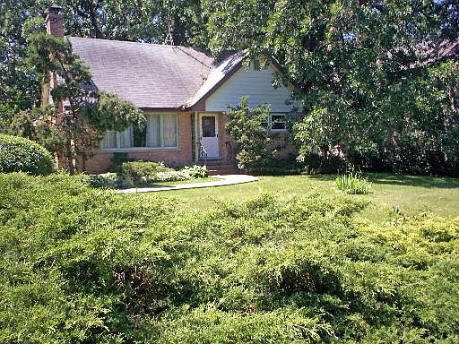 1st image of 9533 Oak Pl