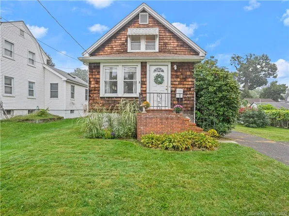 60 Willowbrook Avenue, Stamford, CT 06902