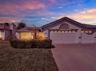 1365 Ferrero Dr, Dixon, CA 95620
