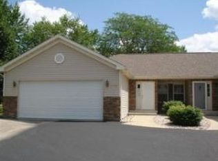 2308 Bootmaker Dr, Beloit, WI 53511