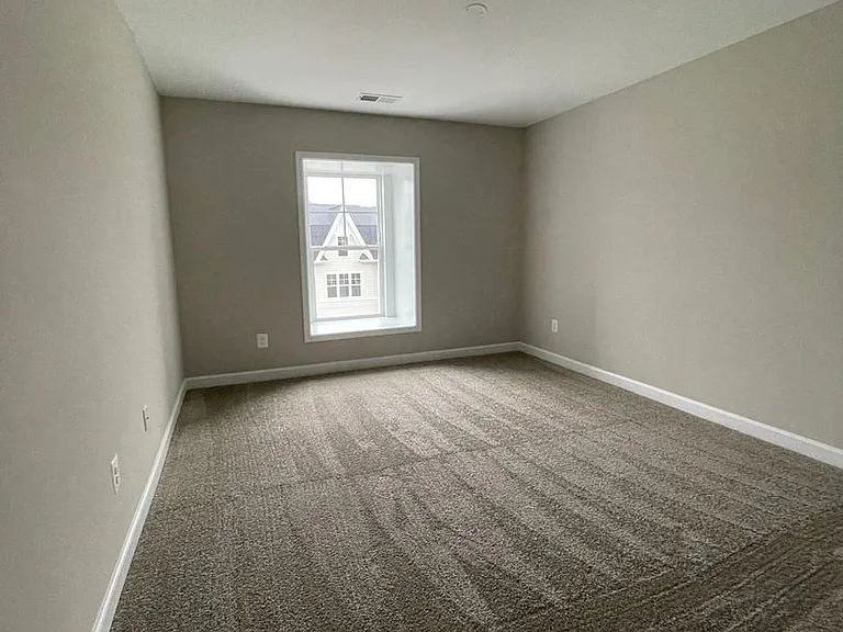 3216 Marion Sq — Photo 9