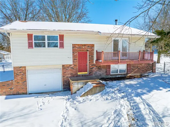 22670 Lace Ln, Waynesville, MO 65583