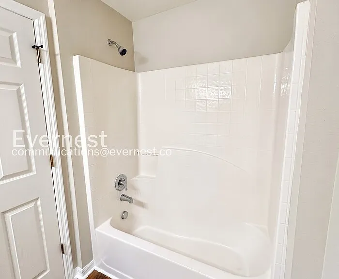 3823 Exeter Ln — Photo 18