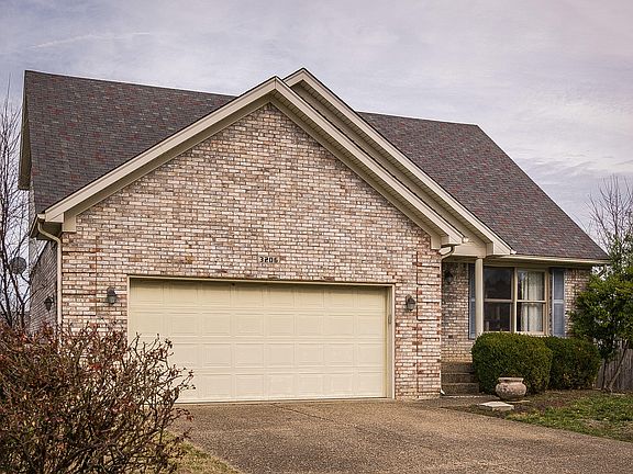 3rd image of 3206 Vale Wood Ct