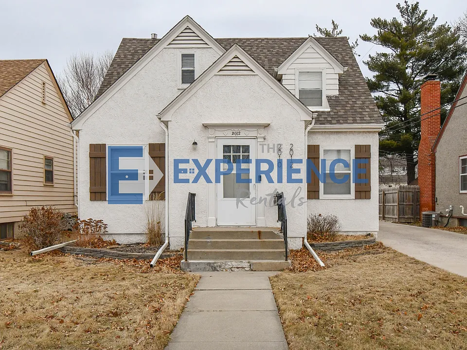 2012 W 22nd St