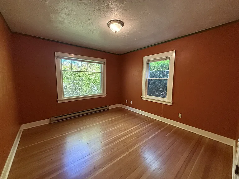 1315 Washington St — Photo 5