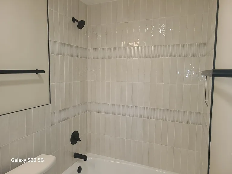 18550 Torrence Ave #25 — Photo 8