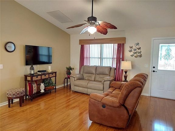 5th image of 394 Olanta Dr