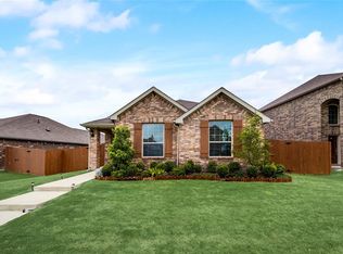 3016 Rosemount Ln, Heartland, TX 75126