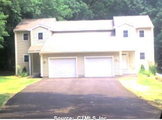 51 Academy Ln #A, Southington, CT 06489