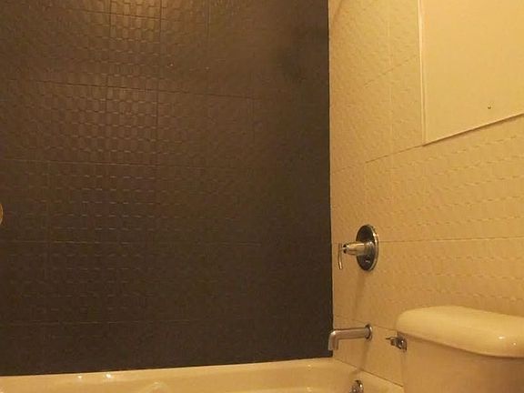 4th image of 262 Himrod St APT 2R