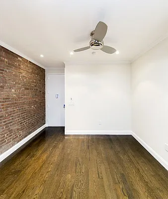 Rented by Francine Realty | media 11