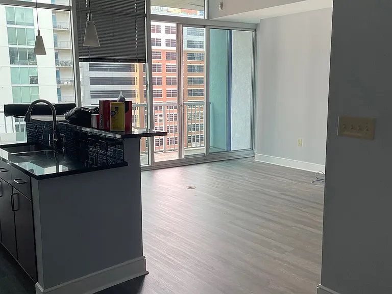 44 Peachtree Pl NW #16 — Photo 9
