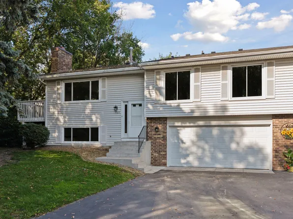 1725 W 140th St, Burnsville, MN 55337