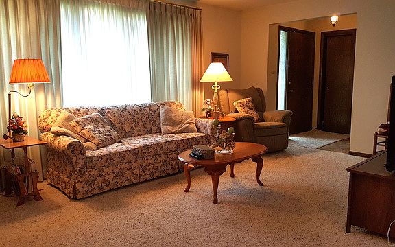 5th image of 7435 W 153rd St #0