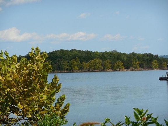 2nd image of 125 Lake Expressway Trl