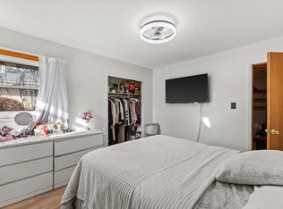 707 West Maplewood COURT, Milwaukee, WI 53221