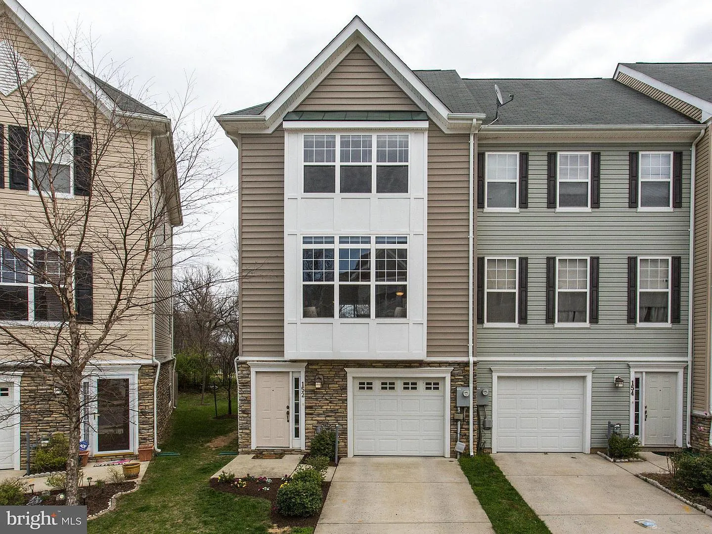 152 Moore Drive - 1 — Photo 1