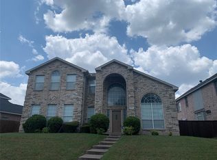 863 Windy Meadow Dr, Desoto, TX 75115
