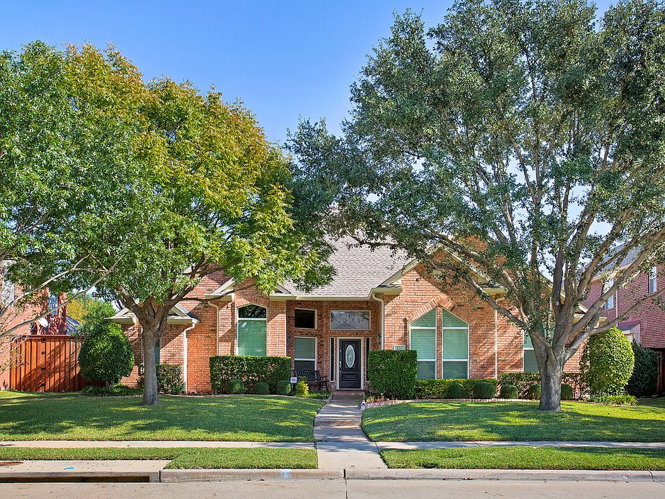 1st image of 210 Black Oak Cir