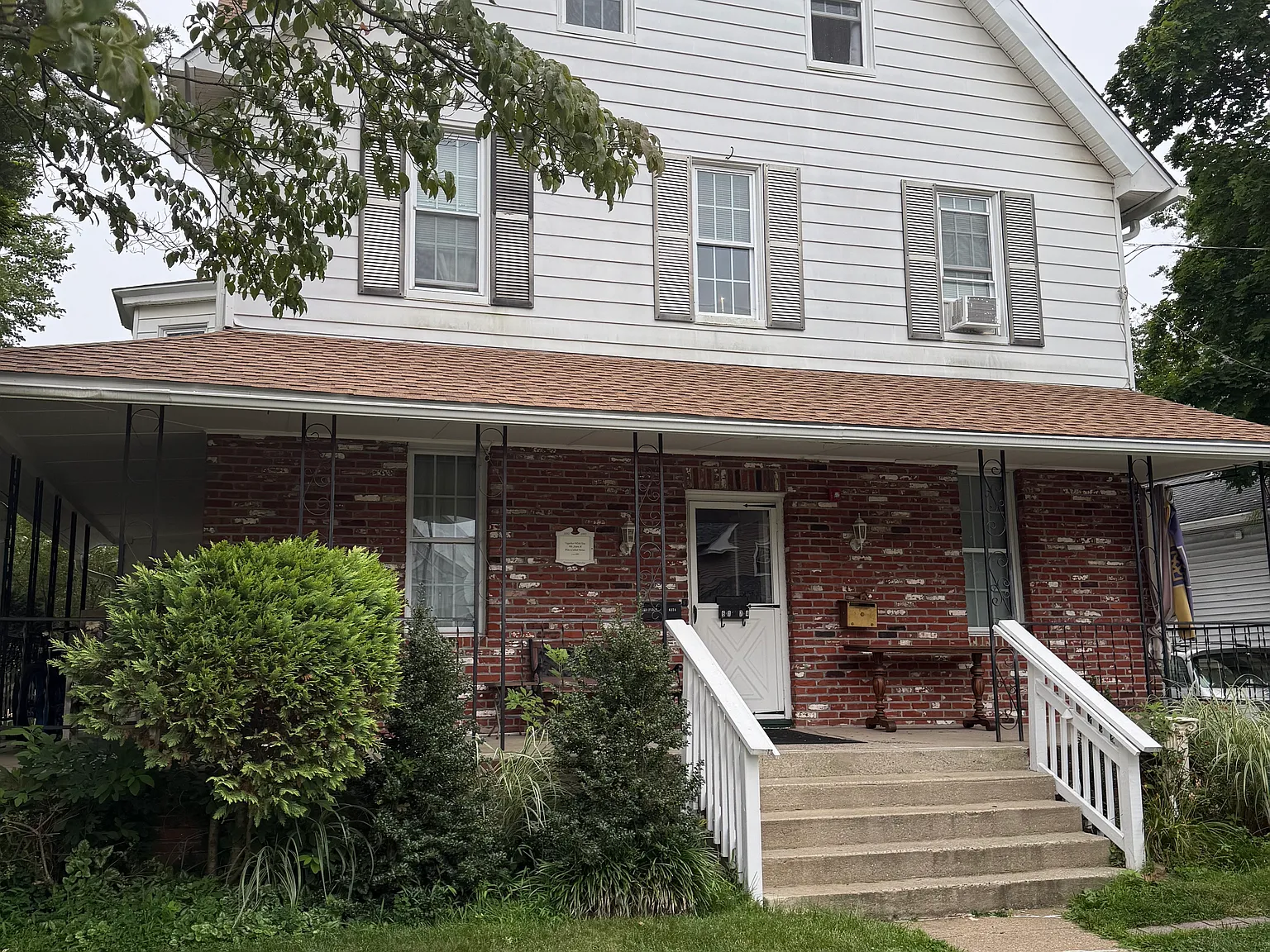 2 bed, 1000 sqft, $1,500 — Photo 1