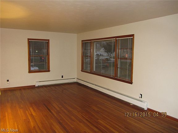 5th image of 5827 Emerson Ave NW