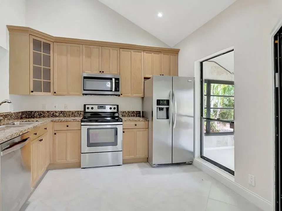 9258 Ketay Cir