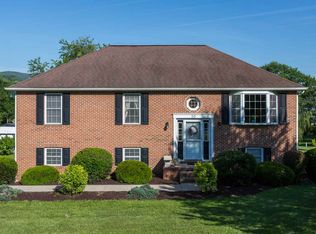 50 Confederacy Dr, Penn Laird, VA 22846