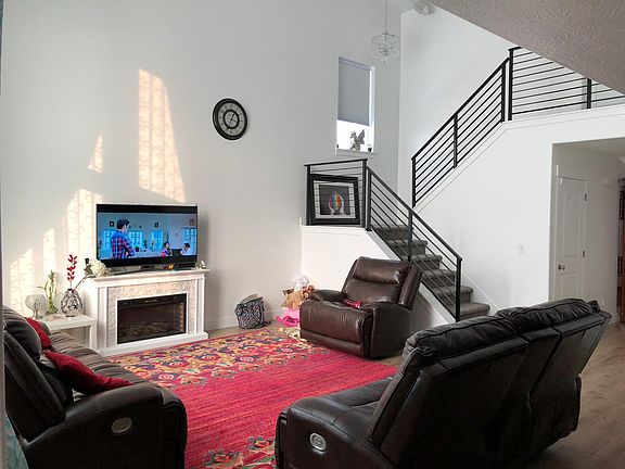 5th image of 14862 S Brennan St