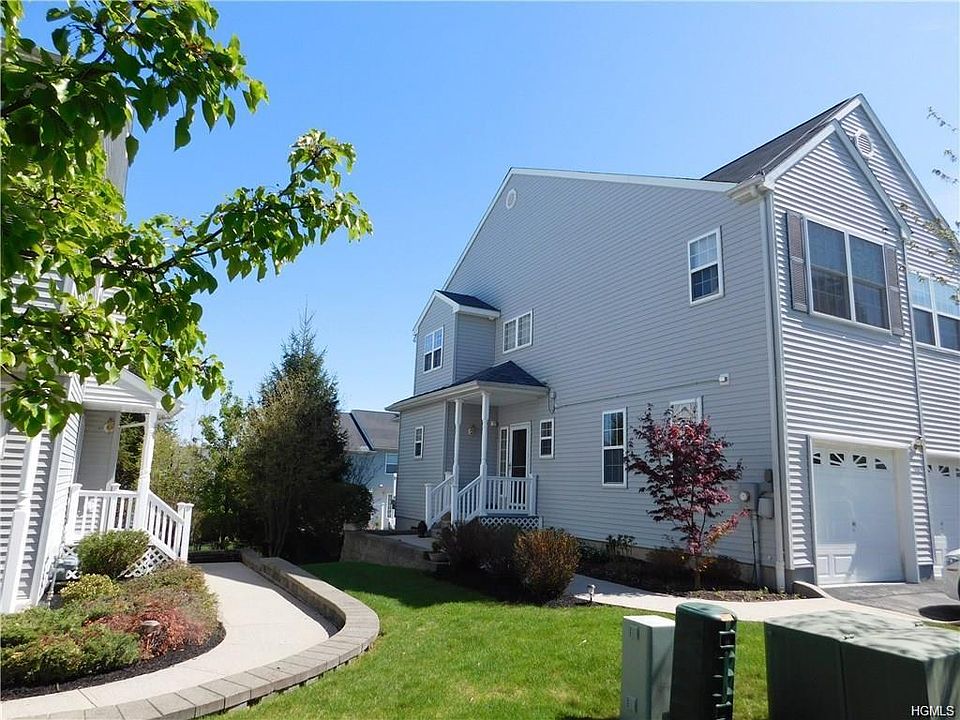 1st image of 3006 Patrick Henry Ct