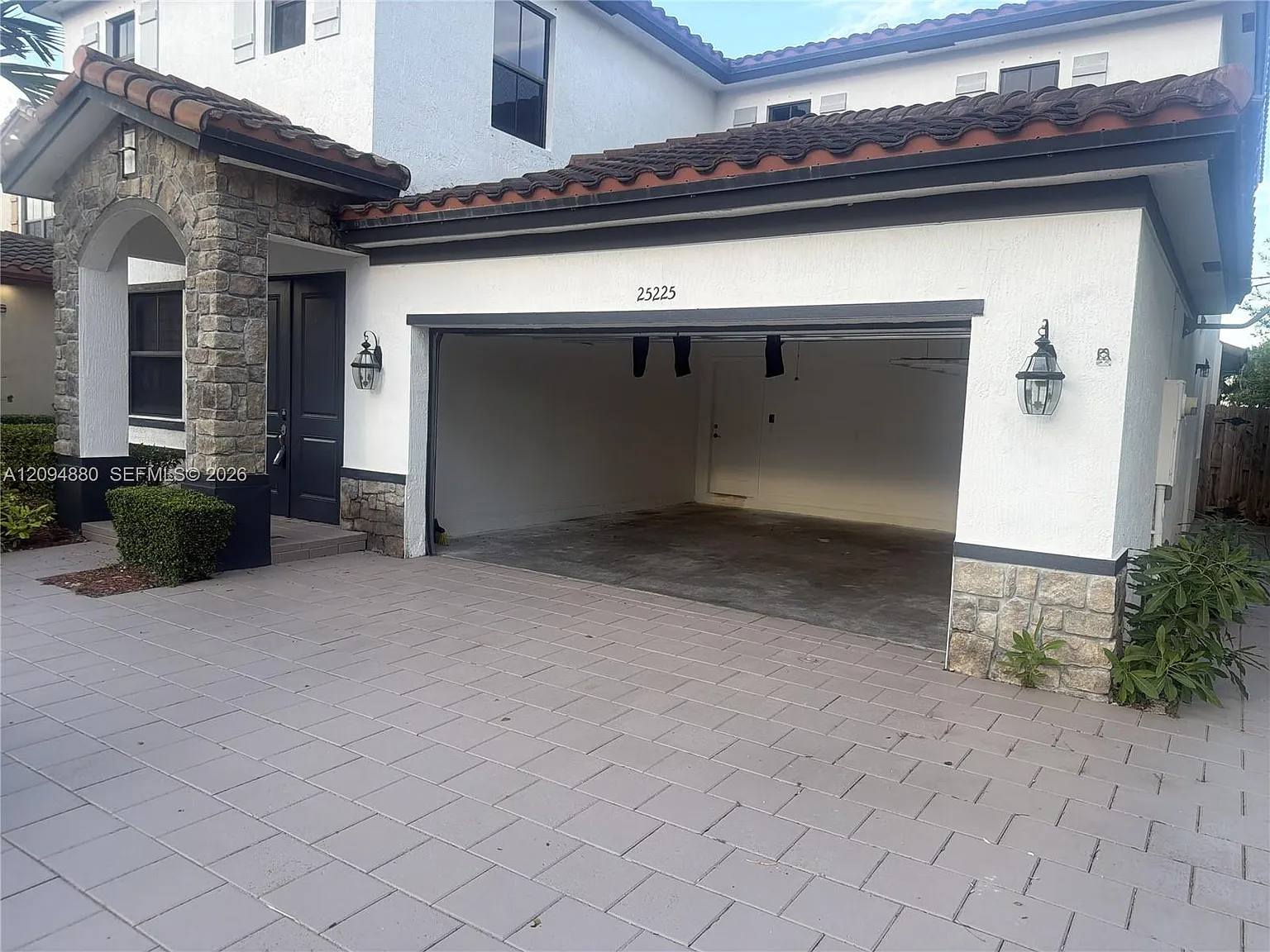 Coco Palm Estates — Photo 3