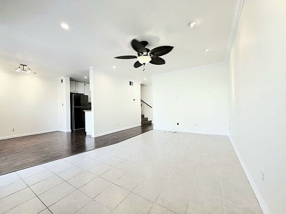 4th image of 809 E Acacia Ave