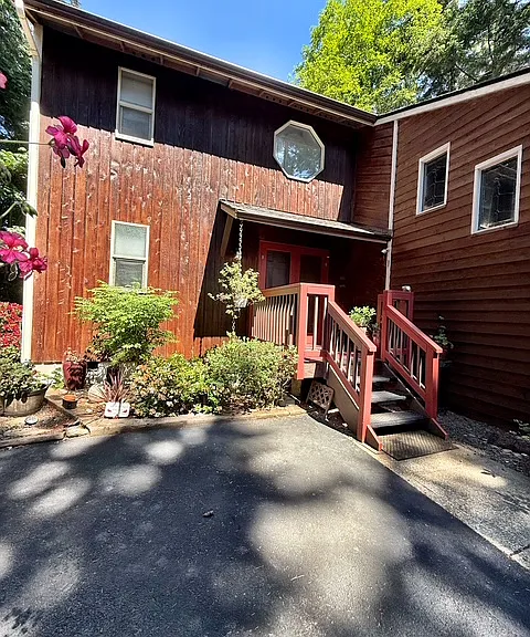 3300 Marjorie Ln SE — Photo 34