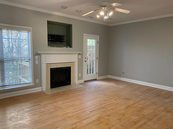 Living Room (second floor)