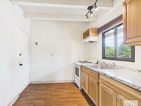 5th image of 510 Sunset St APT 1
