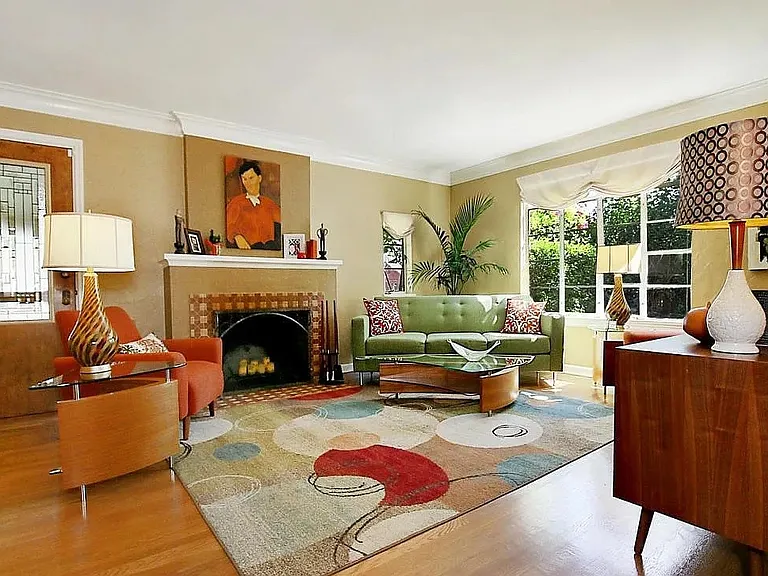 501 W Granada Rd — Photo 1